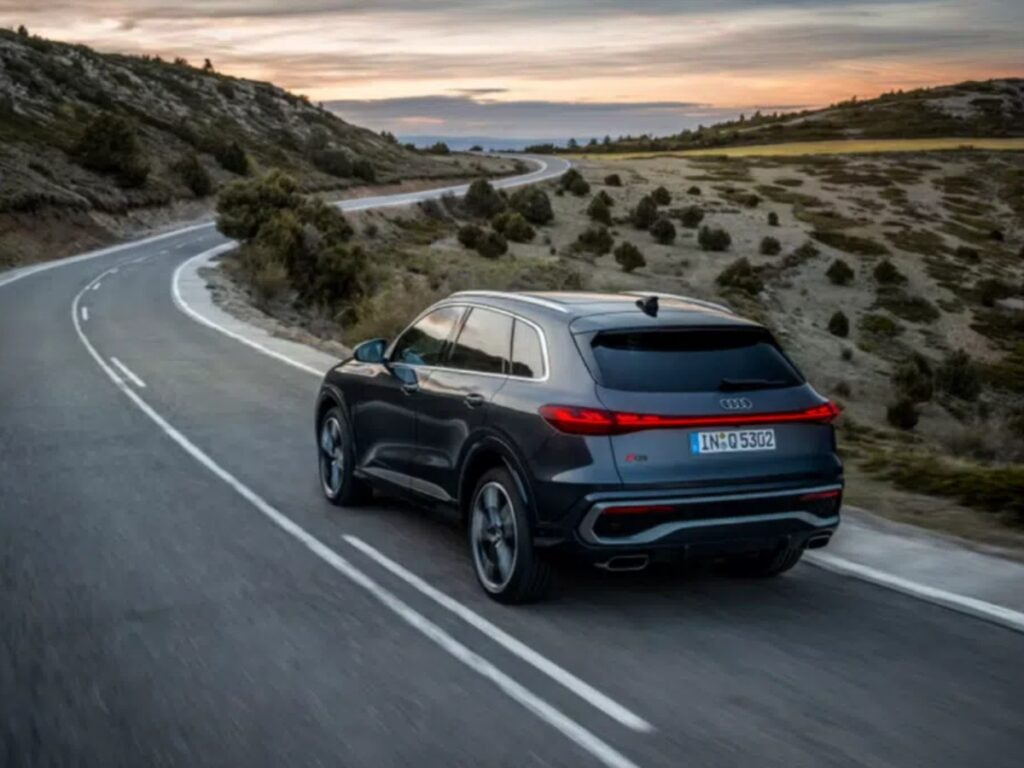 제네시스 밥그릇 지킬 수 있을까… 국내 SUV 시장 노리는 독일 車 정체가 뭐길래